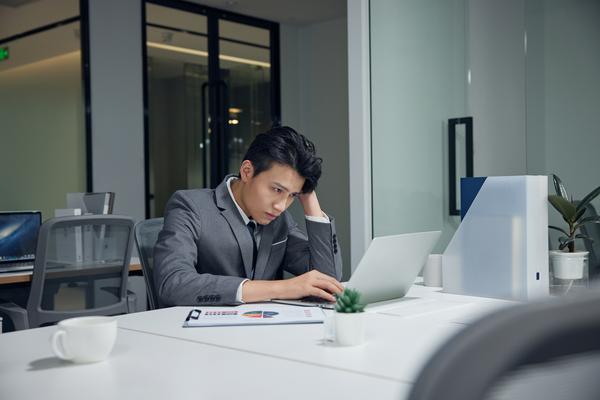 产后降薪仲裁:女性职场权益的挑战与应对 图2