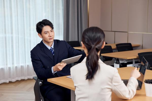 《兰苑校园暴力事件震惊社会，教育部紧急召开会议应对》图1