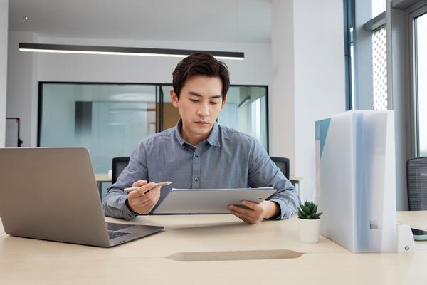 合同小数点错误引发的纠纷|法律风险与防范策略 图1