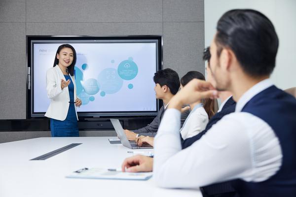 “汛期紧急避险培训：守护生命安全，构全防线”图1