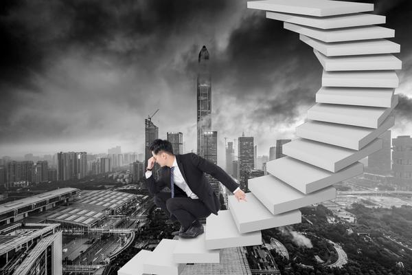 背黑锅离职员工名誉权：法律视角下的职场权益保护与责任追究 图1
