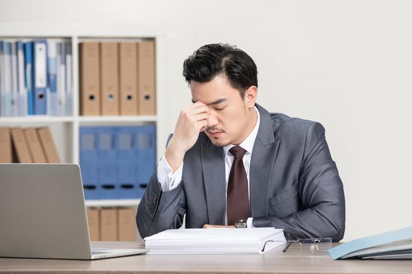 儿子高空抛物屡教不改，家长烦恼：如何让他改掉这个习惯？ 图1