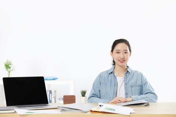 大学生维护消费者权益朗诵活动：声音权益的倡导者图1