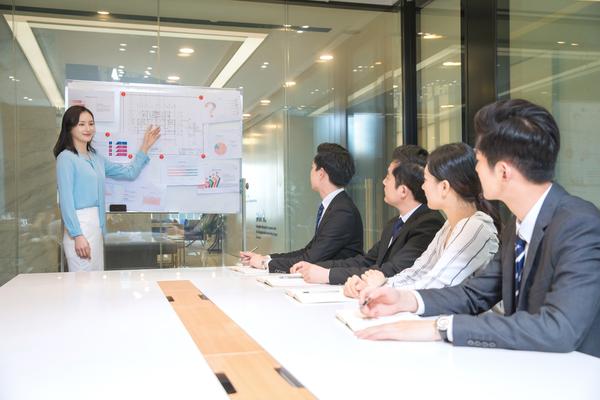 《深圳品牌建设经理：如何带领品牌迈向成功的道路》 图2