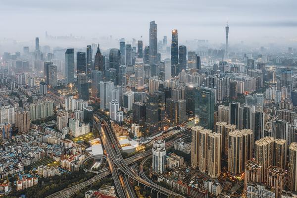 《校园暴力事件：震惊社会，引起广泛关注》 图1