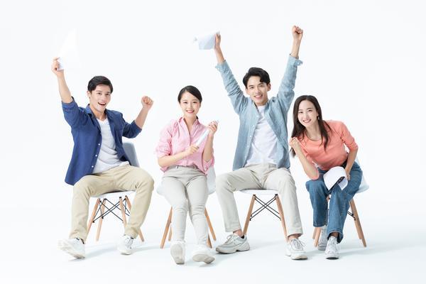 符宾婚礼：简约而庄重的庆祝方式图1