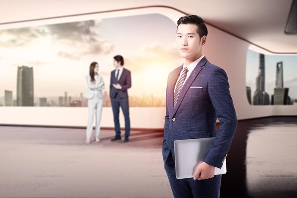 紧急避险消防员演练现场实况：火场救援技能大比拼图1
