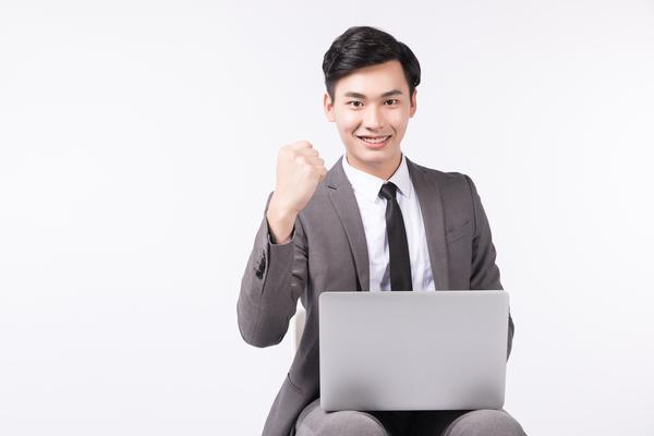 主播骂哭校园暴力女生：网络直播时代的法律挑战与思考 图1