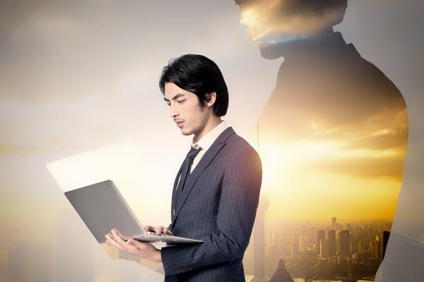 模拟人生雇佣关系中的法律问题分析|雇佣关系|法律责任 图1