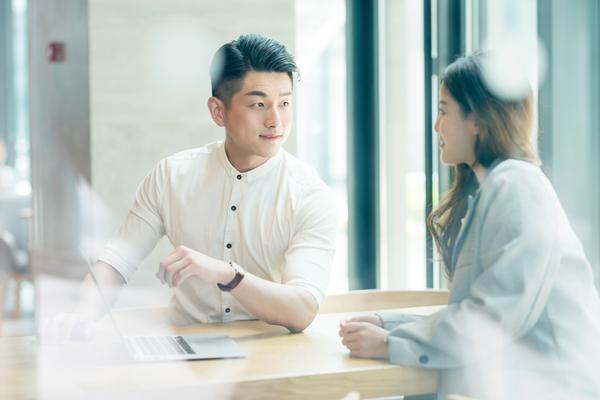 紧急避险消防员演练现场实况：火场救援技能大比拼 图2