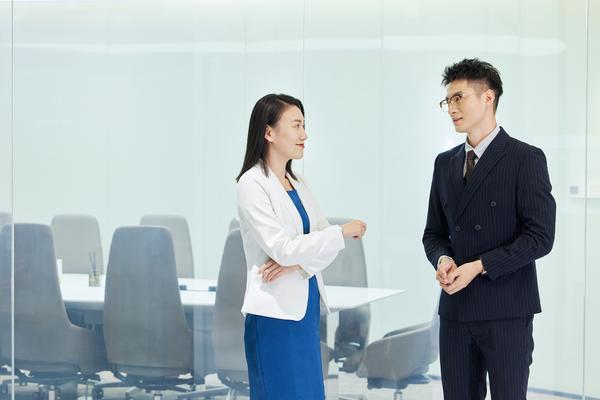 传媒公司：掌握信息传播的技巧与策略图1