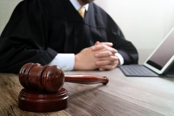高空抛物律师有用吗？解析民事侵权赔偿责任与刑事责任 图2