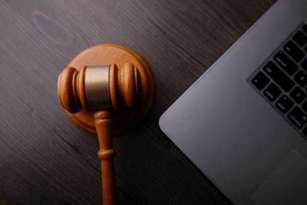 “朱某交通事故损害赔偿案：依法维护当事人合法权益”图1