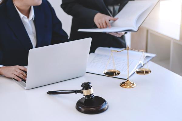 施工安全事故免责合同：探究其中的法律风险与规避策略图1