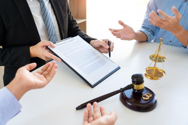 离婚损害赔偿责任的构成要件探析