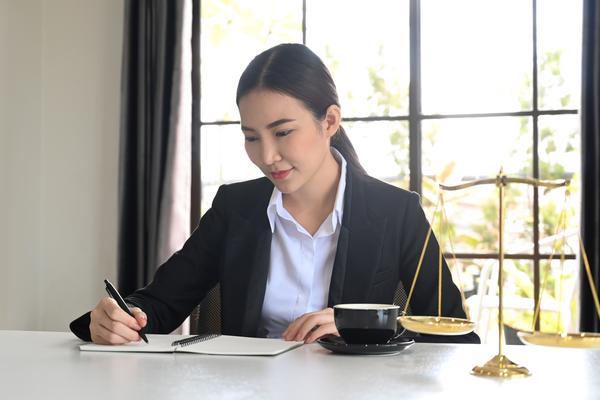 法院侵权责任纠纷案例普法：探索司法实践中的侵权责任问题图1