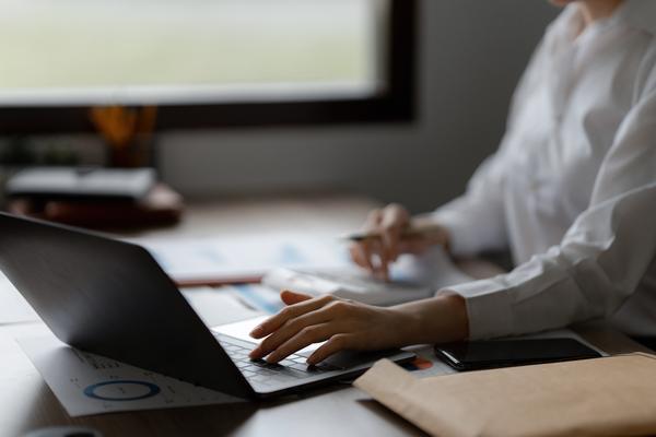 盈科女律师虚假宣传案件：法律分析与启示 图2