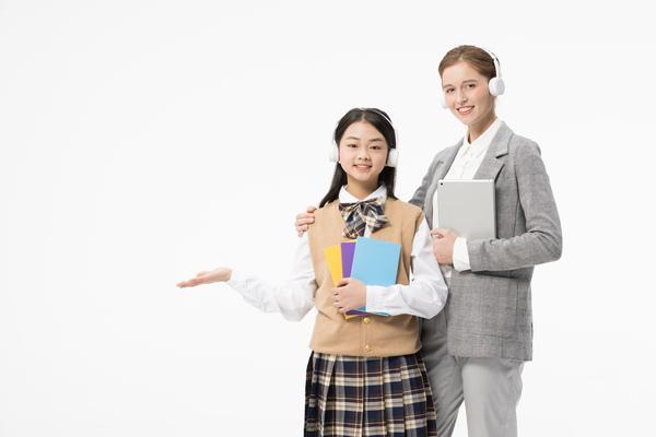 《校园暴力背后的黑暗利益链：卖人现象震惊世界，如何？》图1