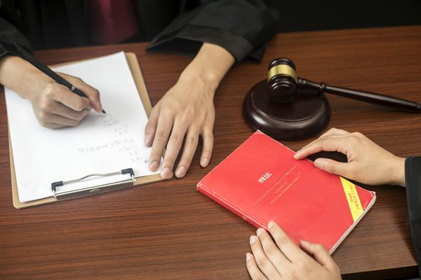 《校园暴力可以举报吗？了解相关法律法规，保护自身权益》图1