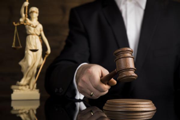 大余县正规刑辩律师的选择与法律服务标准 图1