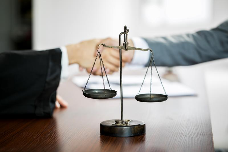 医院发生交通事故赔偿|医疗损害赔偿与交通事故责任认定 图2