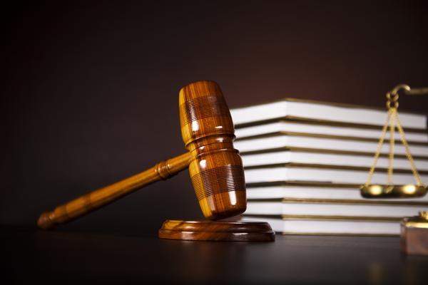 如何处理交通事故损害赔偿案件中的责任认定问题|保险理赔流程 图1