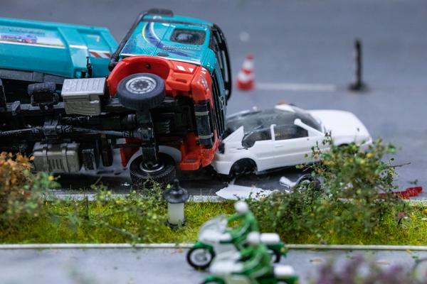 “施工安全事故教育系列:从理论到实践”图1