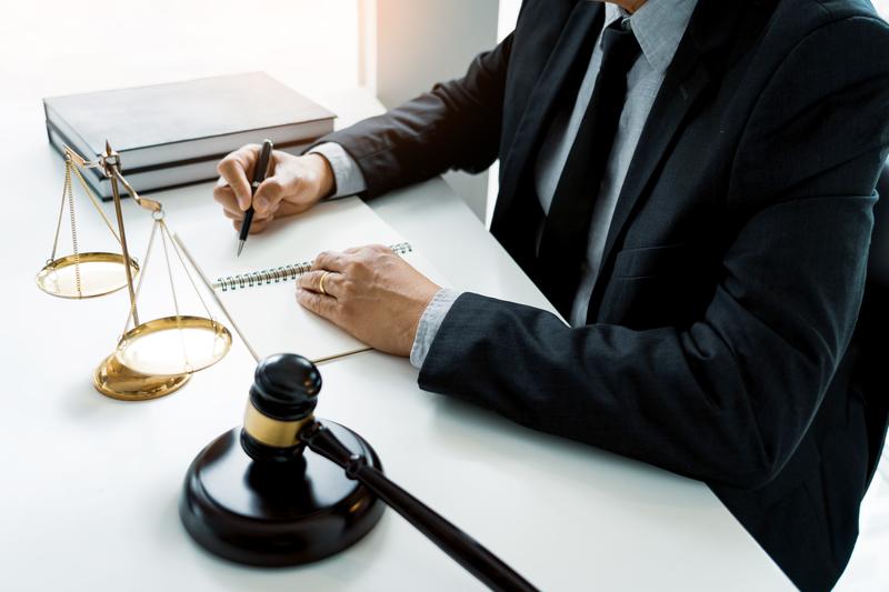 刑辩律师代理费用标准与实务探讨 图2